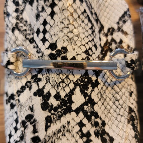 Musshoe Pointed Toe Suede Mules (Ella Quinn) - Picture 5 of 15